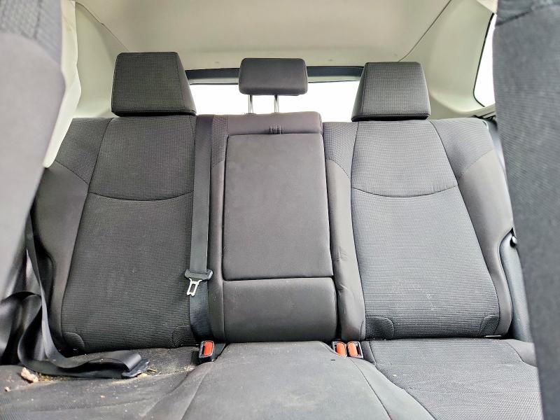 2021 TOYOTA RAV4 LE — Фото 10 из 13