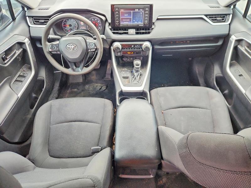 2021 TOYOTA RAV4 LE — Фото 8 из 13