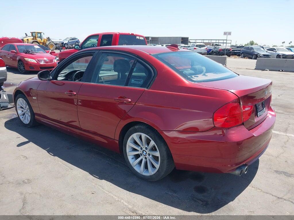 WBAPH5G5XBNM83005 2011 BMW 328I photo no. 3