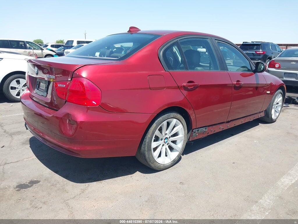 WBAPH5G5XBNM83005 2011 BMW 328I photo no. 4