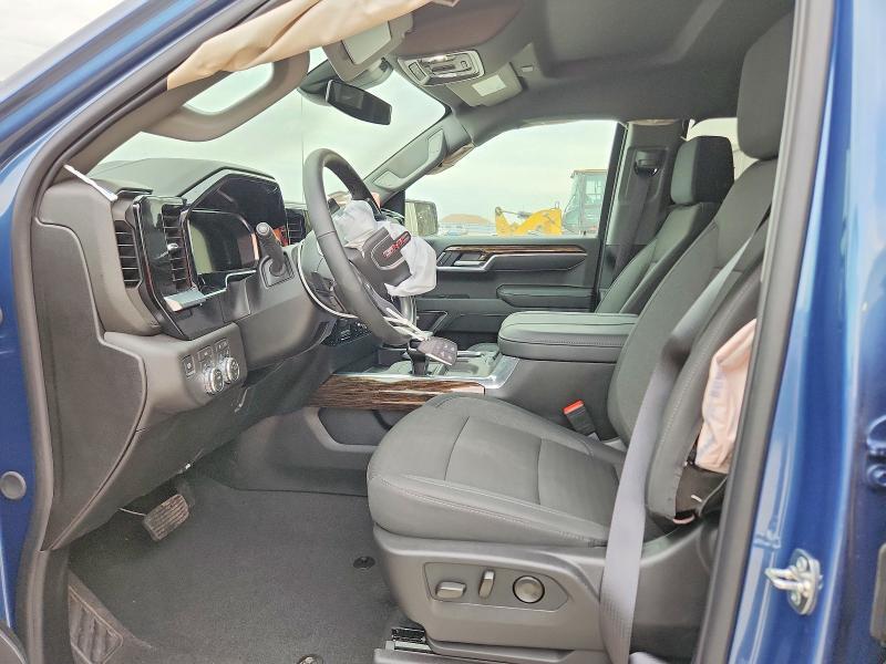 2026 GMC SIERRA C1500 — Фото 7 из 12