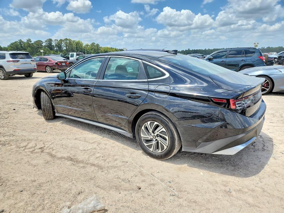 2026 HYUNDAI SONATA HYBRID BLUE — Фото 2 из 12