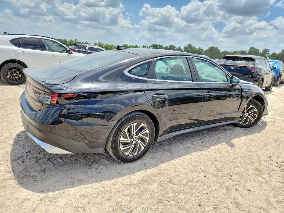 2026 HYUNDAI SONATA HYBRID BLUE — Фото 3 из 12