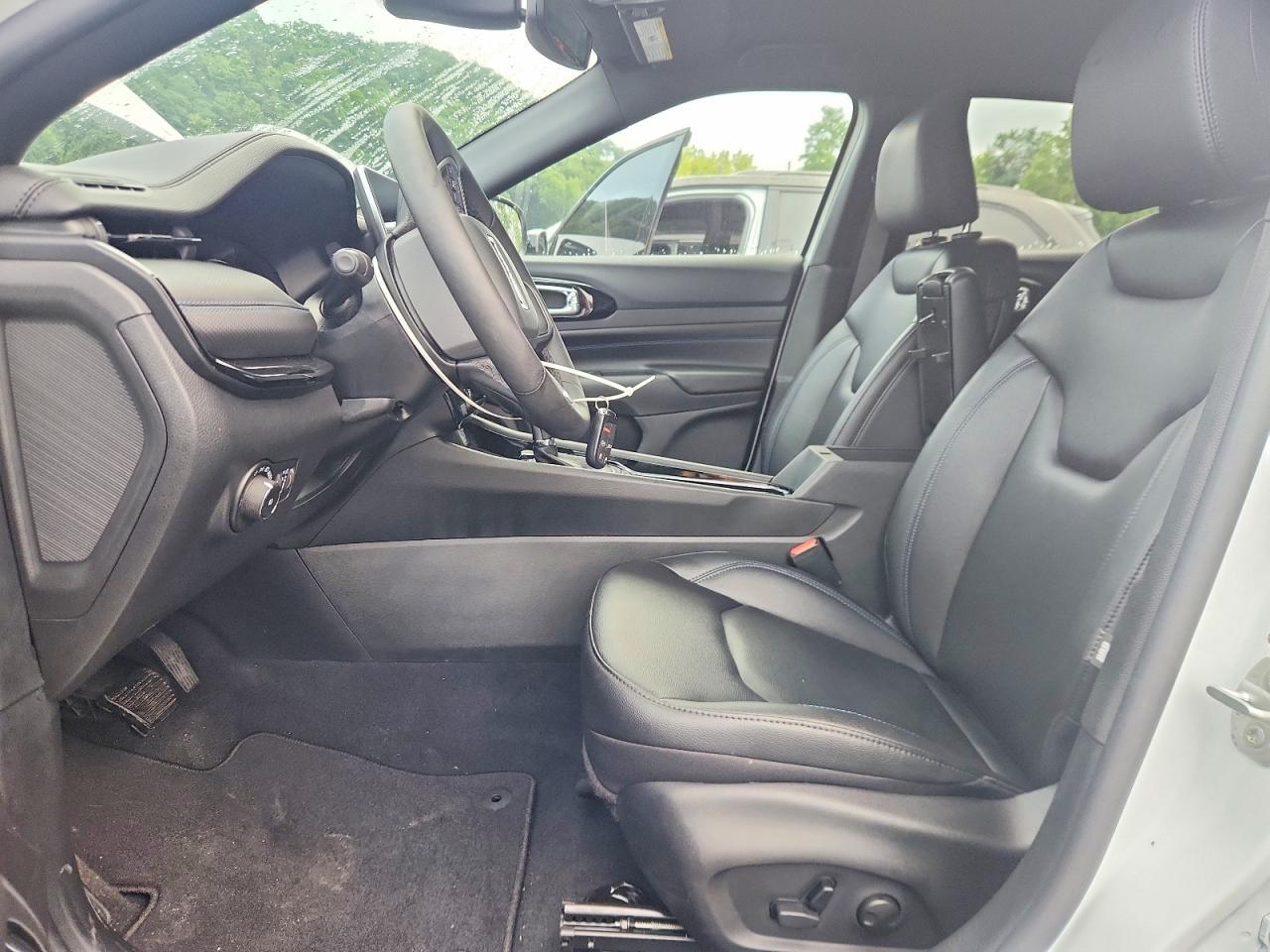 2026 JEEP COMPASS LIMITED — Фото 7 из 13