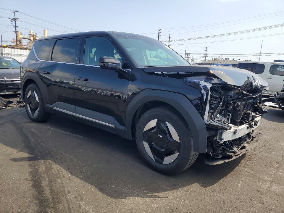 2026 KIA EV9 LIGHT — Фото 4 из 14