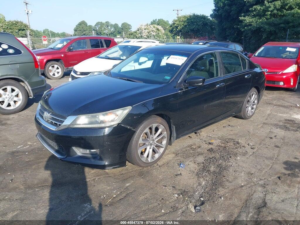 1HGCR2F52DA263397 2013 HONDA ACCORD photo no. 2