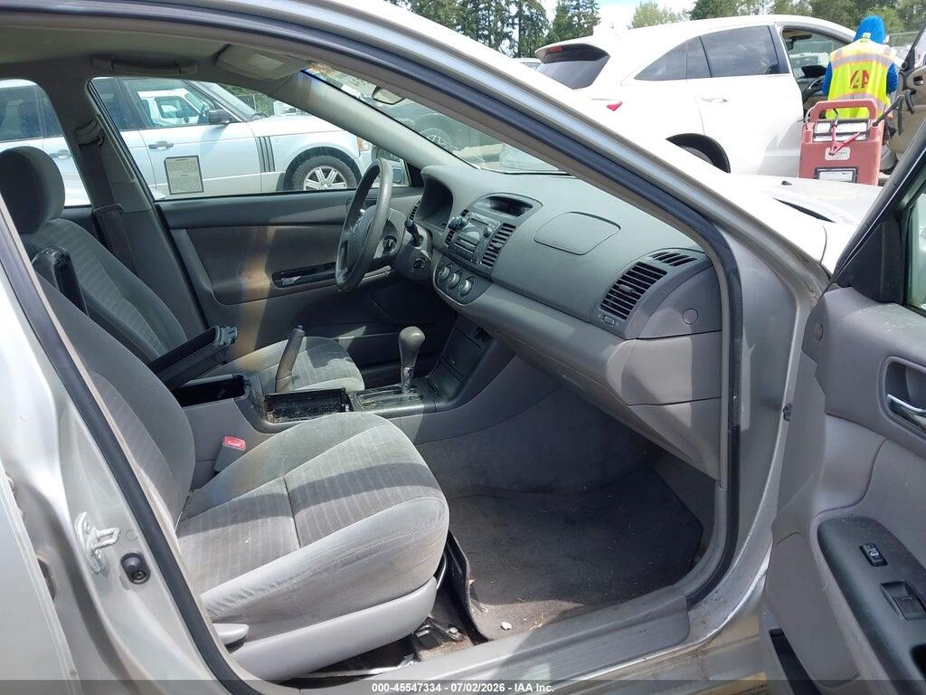 4T1BE32K45U555054 2005 TOYOTA CAMRY photo no. 5