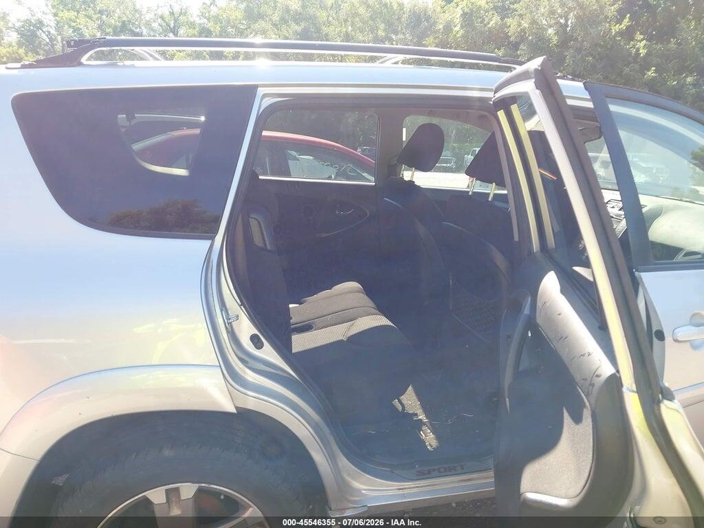 JTMRF4DV0B5049112 2011 TOYOTA RAV4 photo no. 8