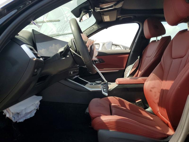 2025 BMW 330XI — Фото 7 из 12