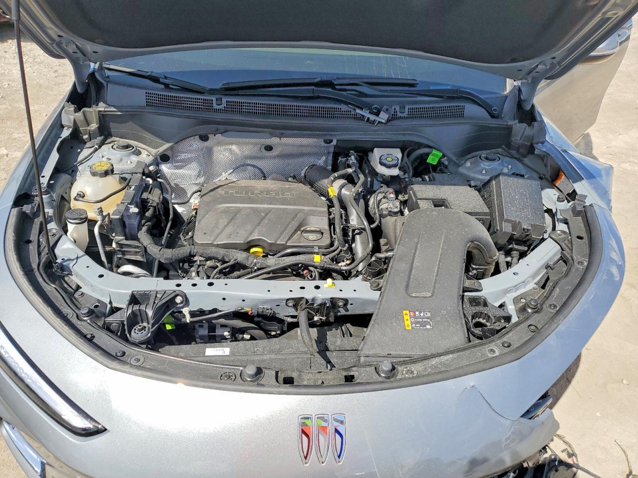 2025 BUICK ENVISTA AVENIR — Фото 11 из 12
