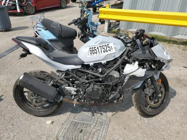 ML5EXGG12SDA44339 2025 KAWASAKI EX500 photo no. 1