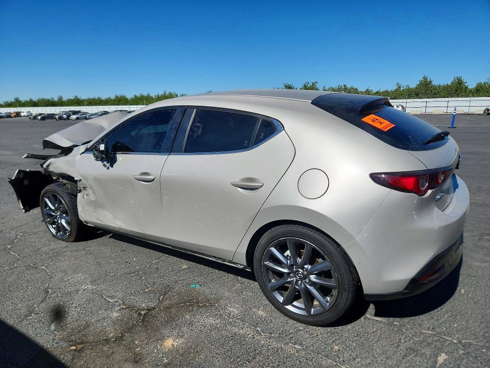 2025 MAZDA 3 PREFERRED — Фото 2 из 12