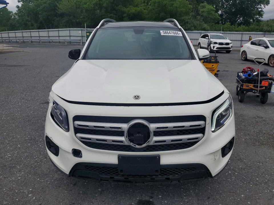 2023 MERCEDES-BENZ GLB 250 4MATIC — Фото 5 из 13