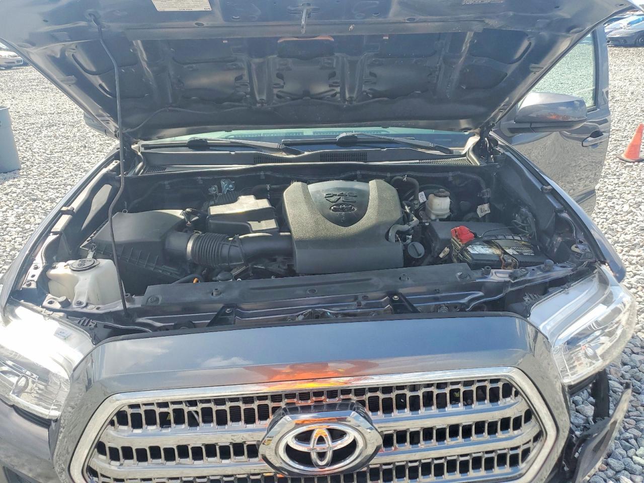 2021 TOYOTA TACOMA SR V6 — Фото 11 из 12