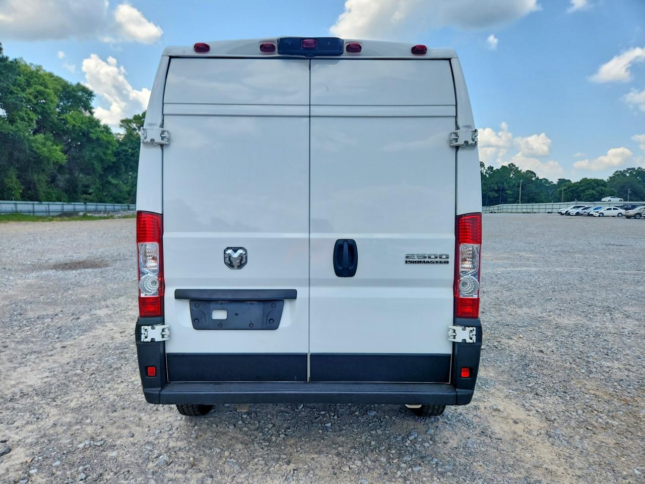 2025 RAM PROMASTER — Фото 6 из 13