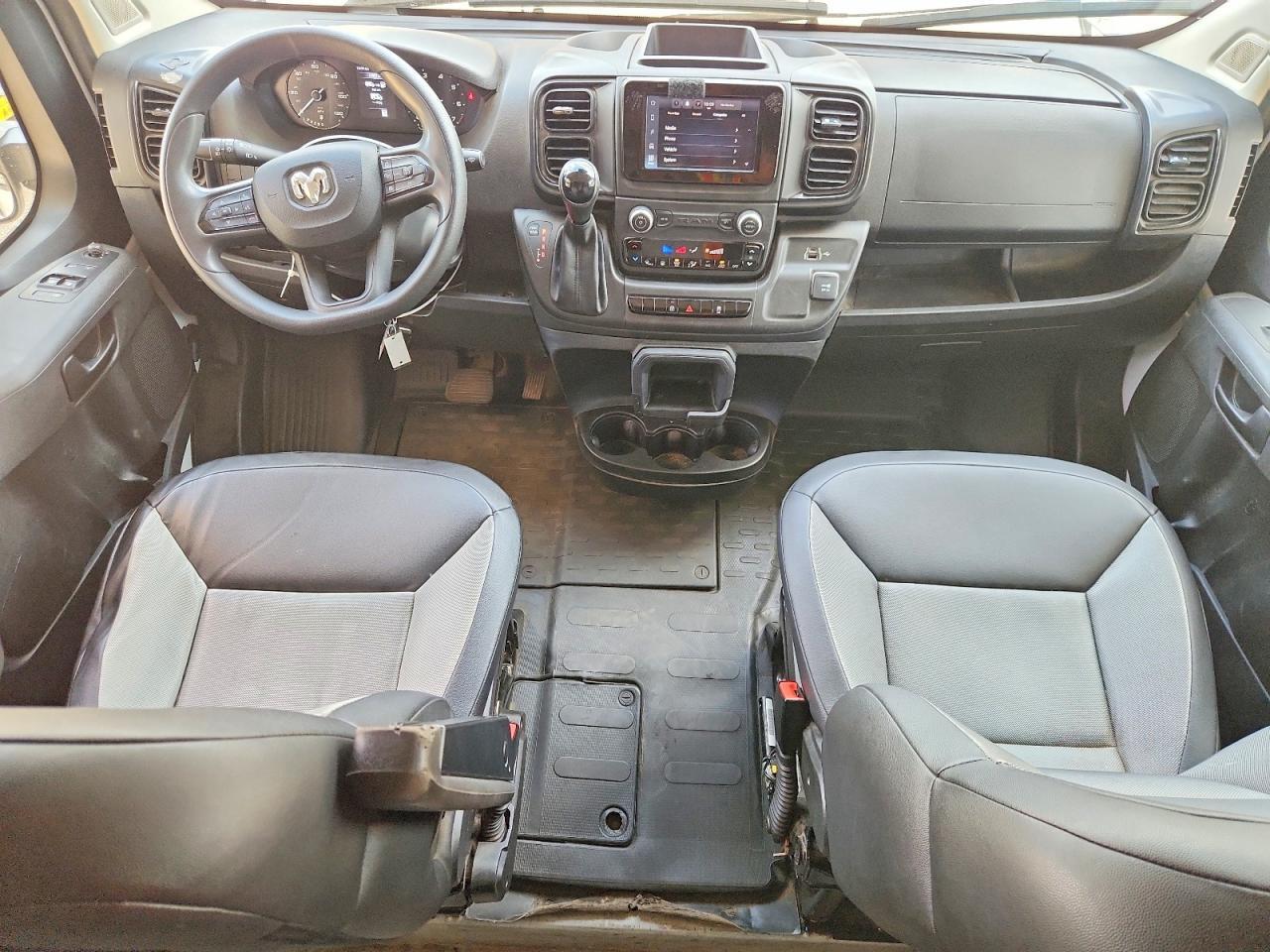 2025 RAM PROMASTER — Фото 8 из 13