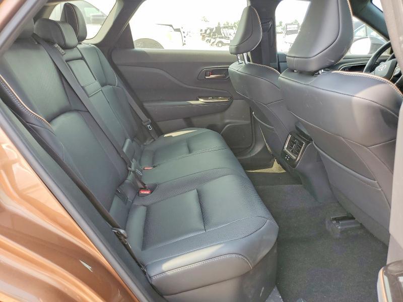 2025 TOYOTA CROWN SIGNIA XLE — Фото 11 из 13