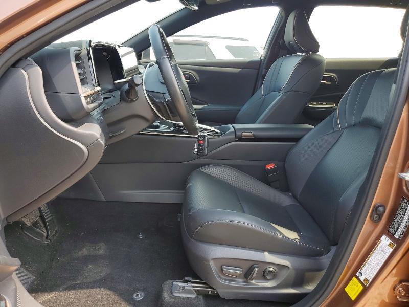 2025 TOYOTA CROWN SIGNIA XLE — Фото 7 из 13
