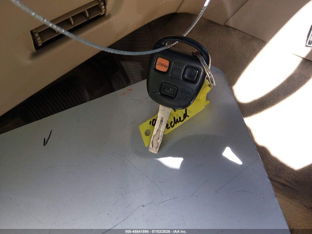 JTJHT00W464004498 2006 LEXUS LX 470 photo no. 11