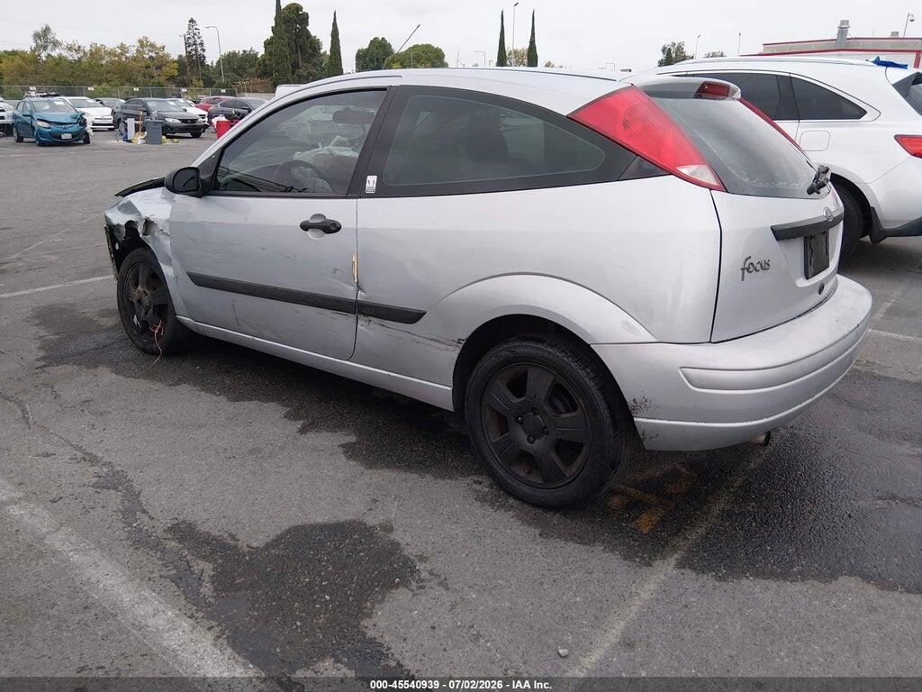3FAFP31Z93R141633 2003 FORD FOCUS photo no. 3