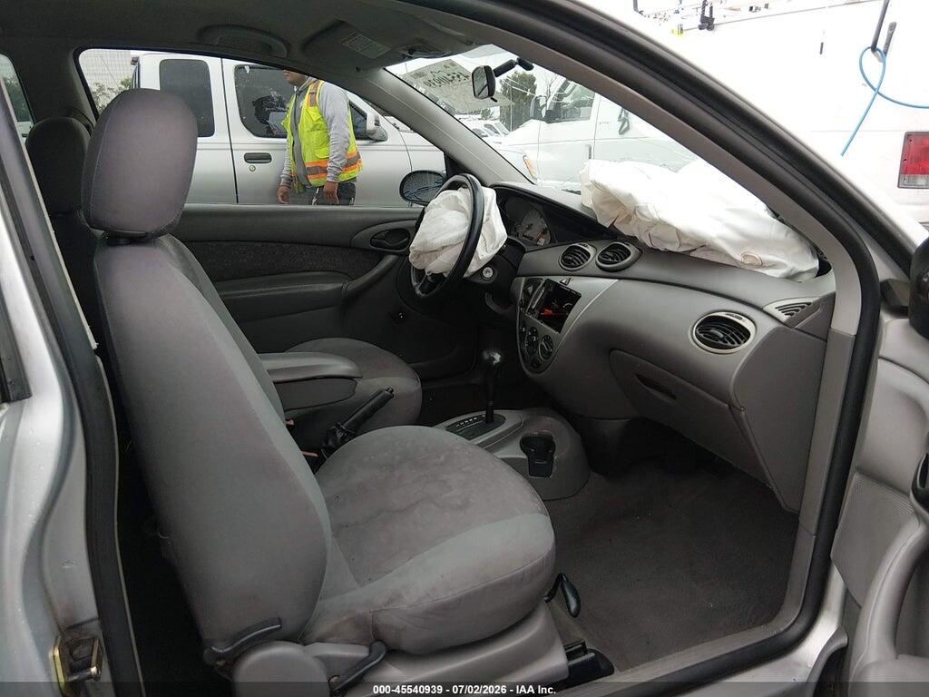 3FAFP31Z93R141633 2003 FORD FOCUS photo no. 5