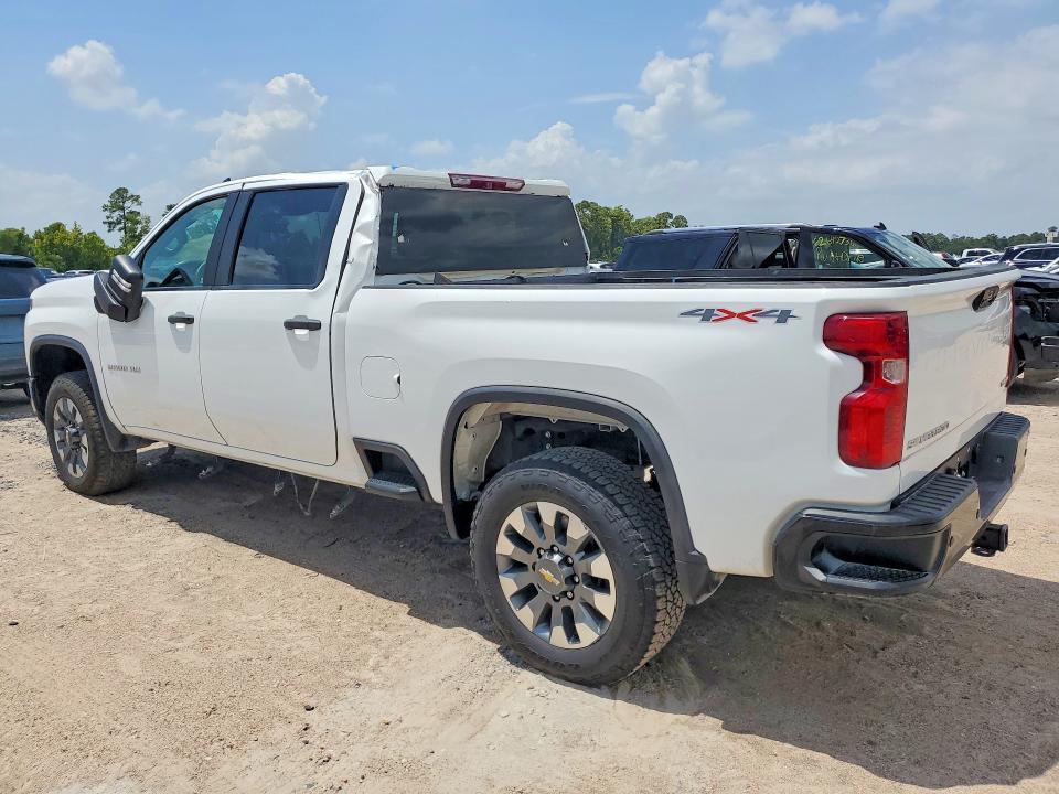 2024 CHEVROLET SILVERADO K2500 CUSTOM — Фото 2 из 13