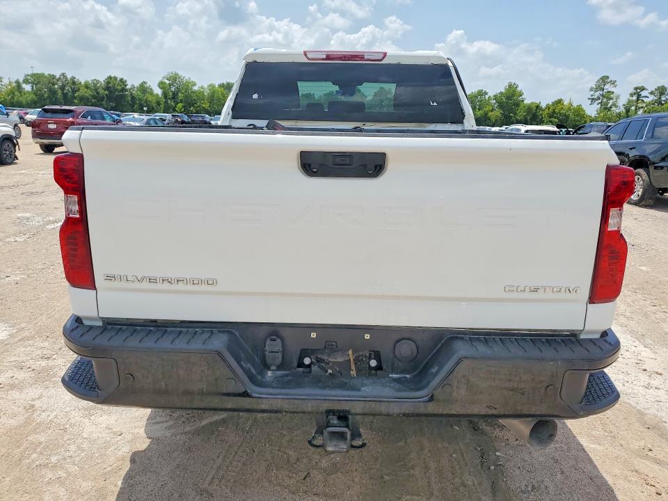 2024 CHEVROLET SILVERADO K2500 CUSTOM — Фото 6 из 13