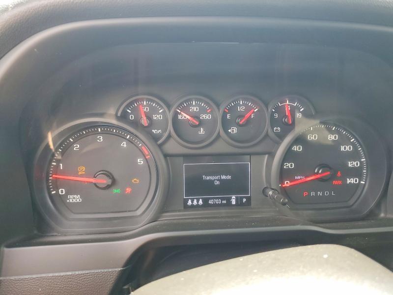 2024 CHEVROLET SILVERADO K2500 CUSTOM — Фото 9 из 13