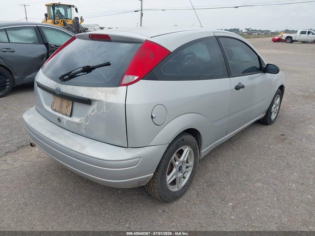 3FAFP31N55R119080 2005 FORD FOCUS photo no. 4