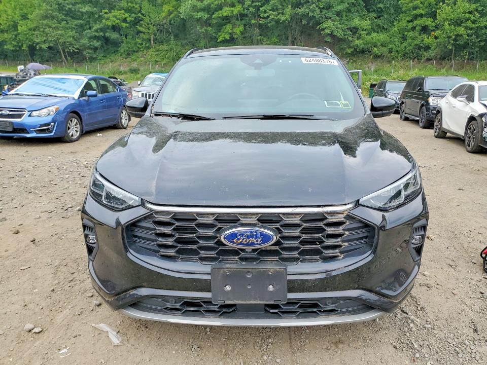 2024 FORD ESCAPE ST LINE ELITE — Фото 5 из 13