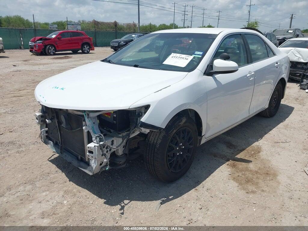 4T1BF1FK2EU342163 2014 TOYOTA CAMRY photo no. 2