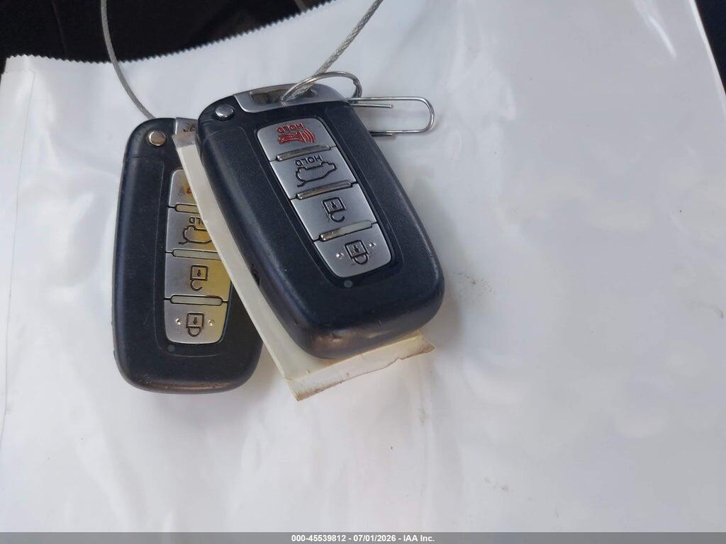KMHTC6AD0CU076206 2012 HYUNDAI VELOSTER photo no. 11