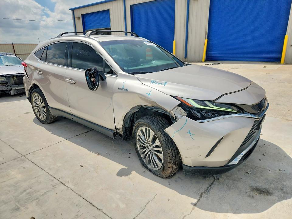 2021 TOYOTA VENZA XLE — Фото 4 из 14