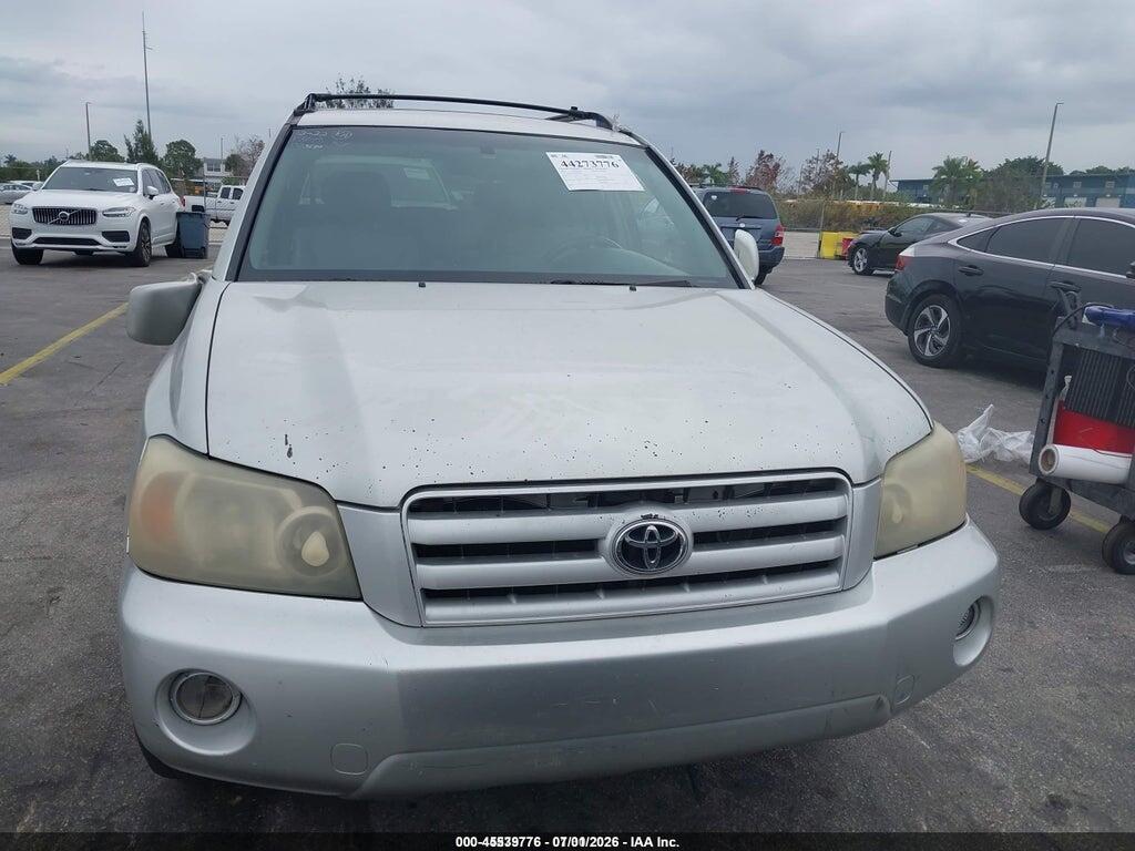 JTEDP21A040003692 2004 TOYOTA HIGHLANDER photo no. 12