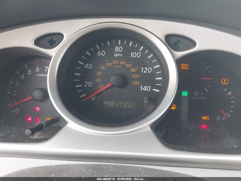 JTEDP21A040003692 2004 TOYOTA HIGHLANDER photo no. 7