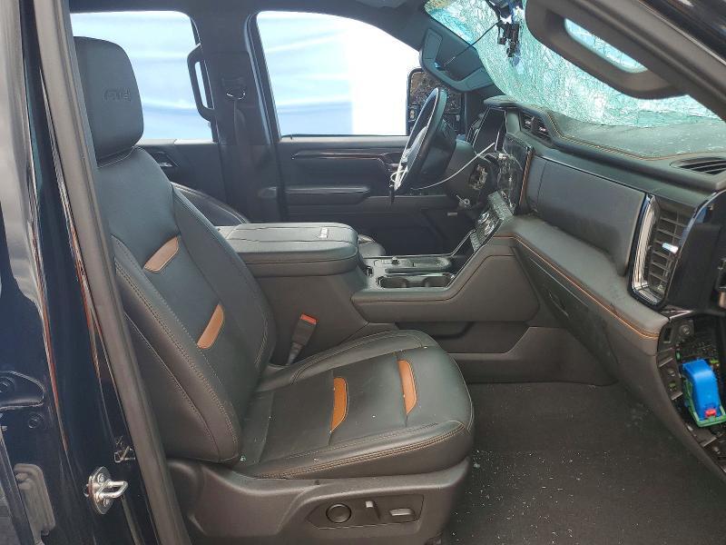 2024 GMC SIERRA K3500 AT4 — Фото 5 из 10
