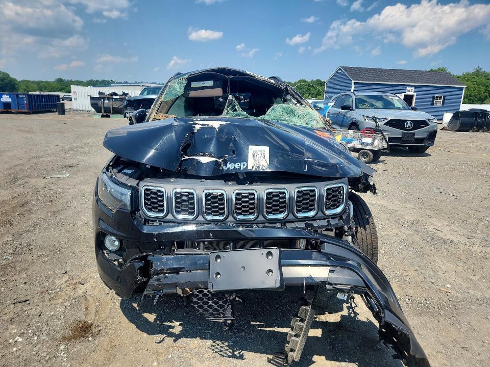 2024 JEEP COMPASS LATITUDE — Фото 5 из 13