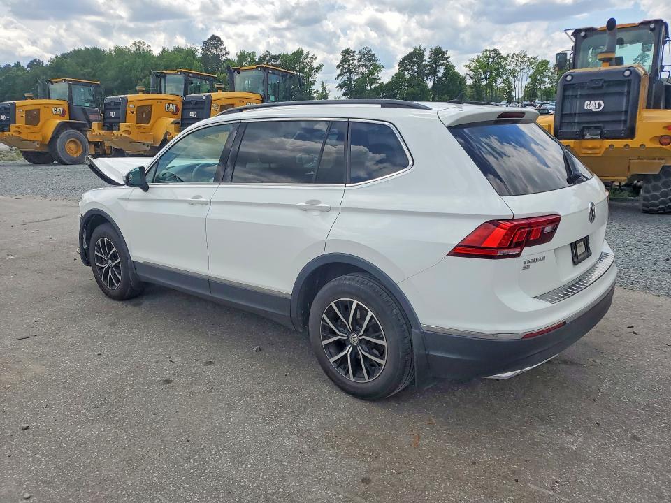 2021 VOLKSWAGEN TIGUAN SE — Фото 2 из 13