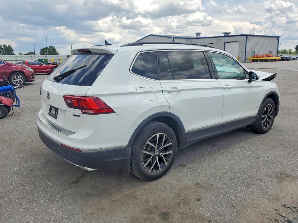 2021 VOLKSWAGEN TIGUAN SE — Фото 3 из 13