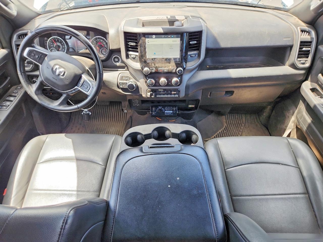 2024 RAM 2500 TRADESMAN — Фото 8 из 13