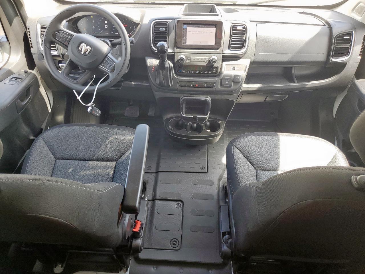 2024 RAM PROMASTER 2500 2500 HIGH — Фото 8 из 13