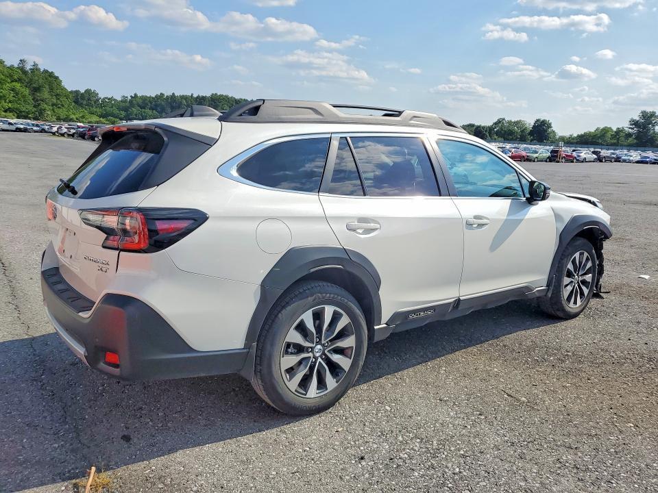 2024 SUBARU OUTBACK LIMITED XT — Фото 3 из 13
