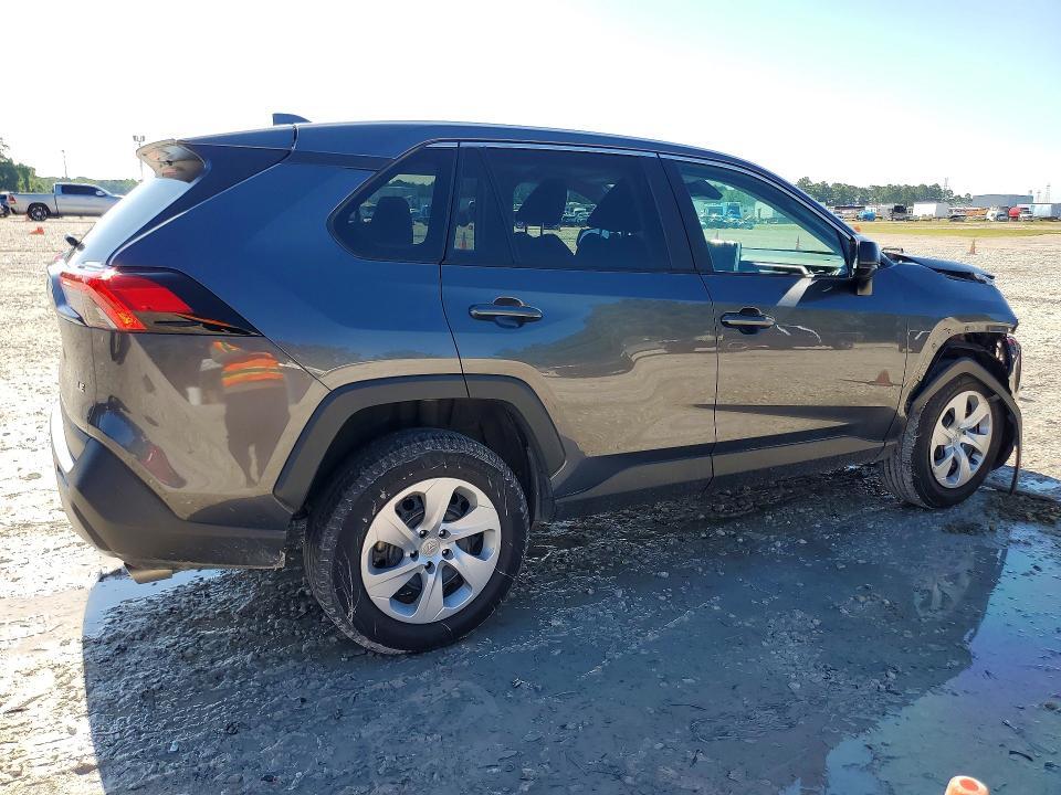 2024 TOYOTA RAV4 LE — Фото 3 из 13