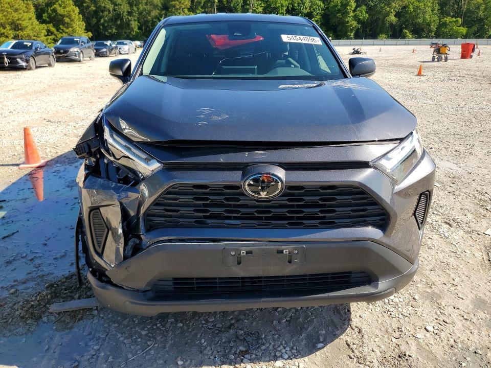 2024 TOYOTA RAV4 LE — Фото 5 из 13