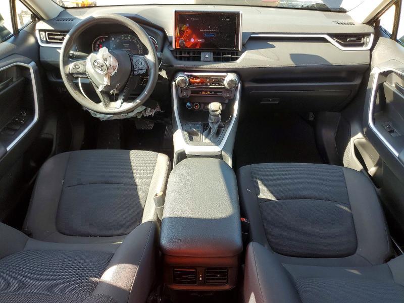 2024 TOYOTA RAV4 LE — Фото 8 из 13