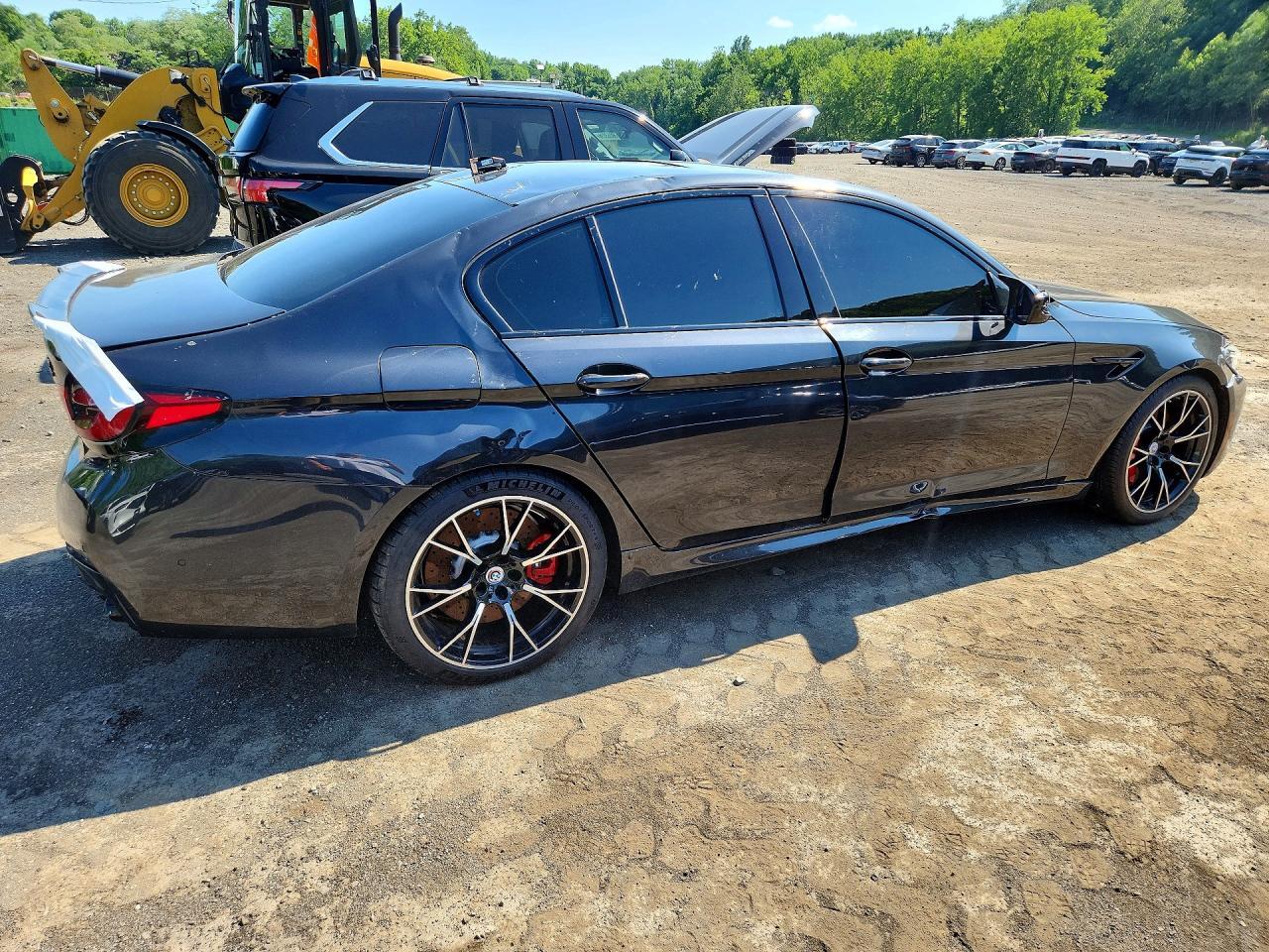 2023 BMW M5 4DR SEDAN — Фото 3 из 12
