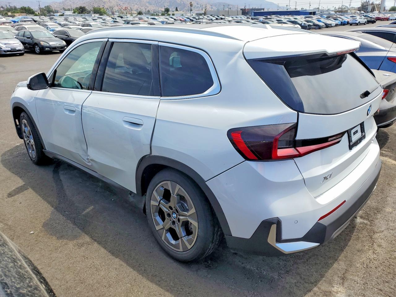 2023 BMW X1 XDRIVE28I — Фото 2 из 14