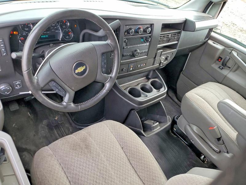 2023 CHEVY EXPRESS G2500 CARGO — Фото 8 из 13