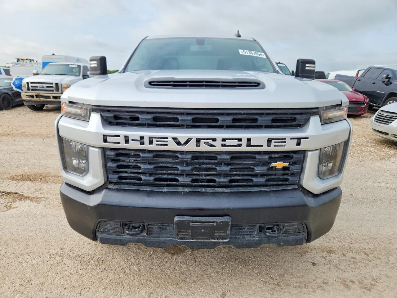 2023 CHEVROLET SILVERADO K2500 CUSTOM — Фото 5 из 12