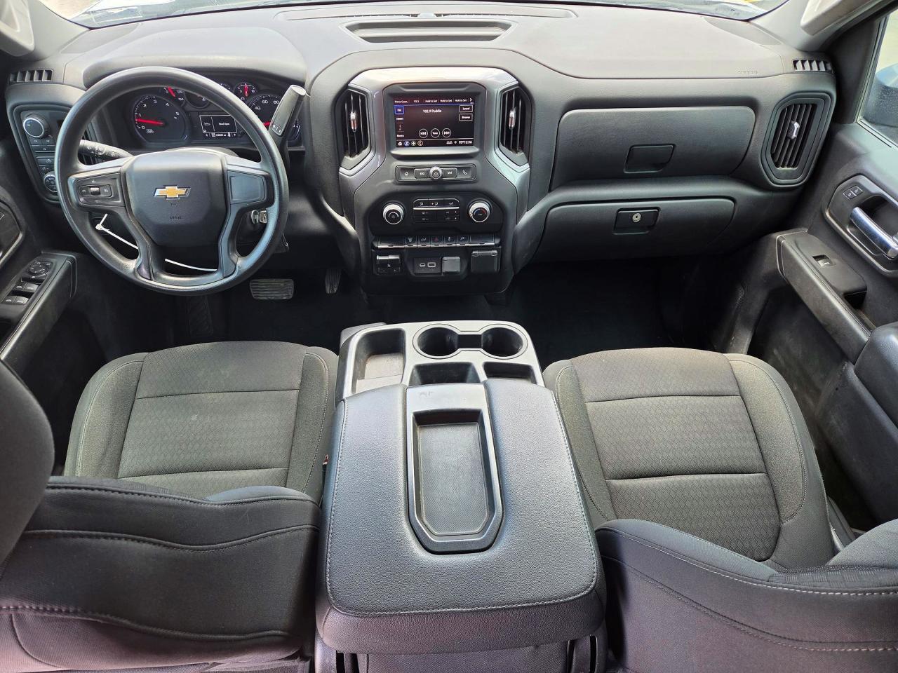 2023 CHEVROLET SILVERADO K2500 CUSTOM — Фото 8 из 12